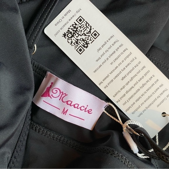 Maacie Women's Black Maternity Tankini Top size Medium- NWT - Picture 4 of 8